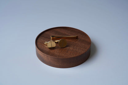 「神が宿る木、神代欅」