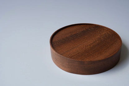 「神が宿る木、神代欅」